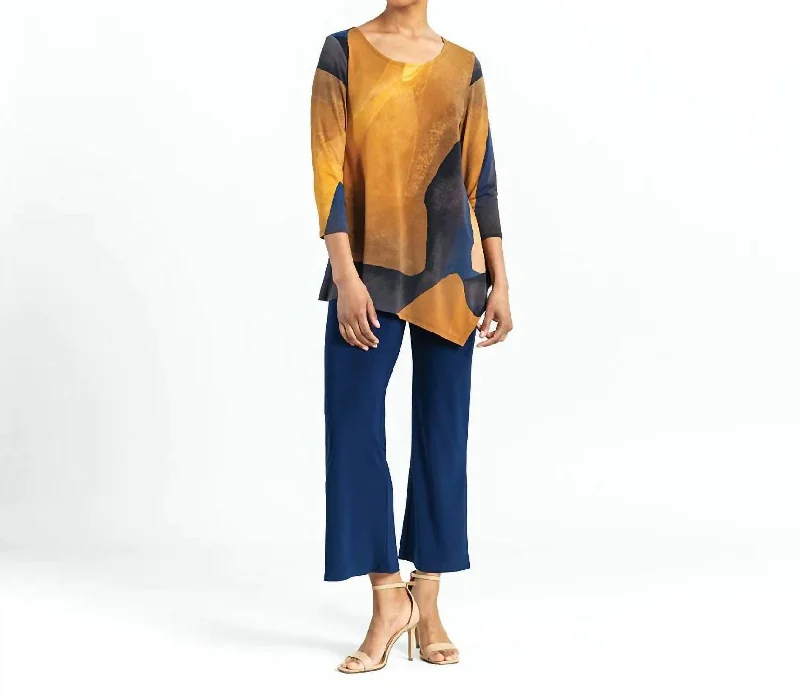 Kerchief Angle Hem Tunic Top In Tan Watercolor